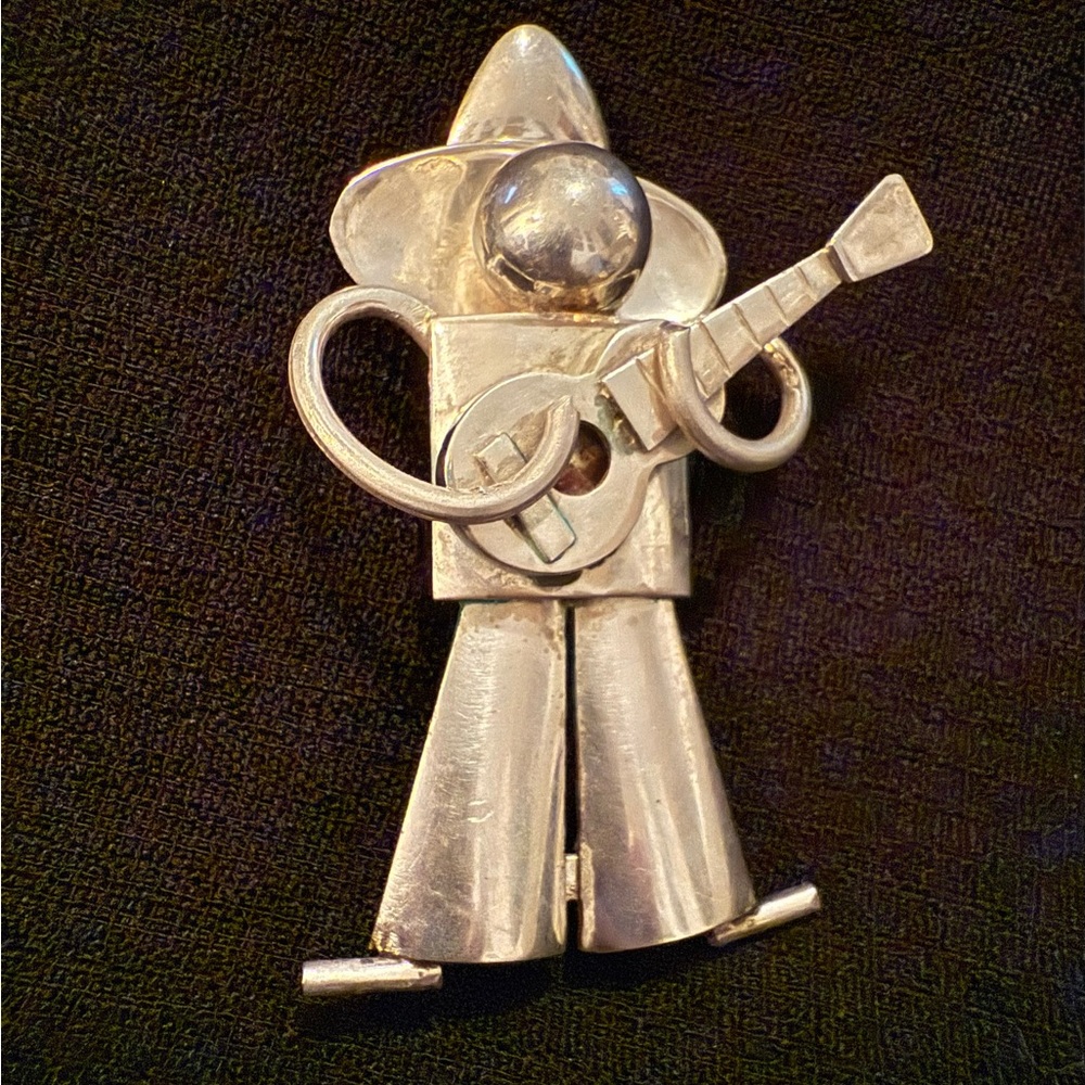 Silver Guitar Player Brooch – Mexican /Fred Davis / A. Paz / 925 / Collectible